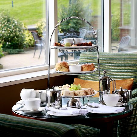 Macdonald Hill Valley Hotel, Spa & Golf Resort Whitchurch  Zewnętrze zdjęcie