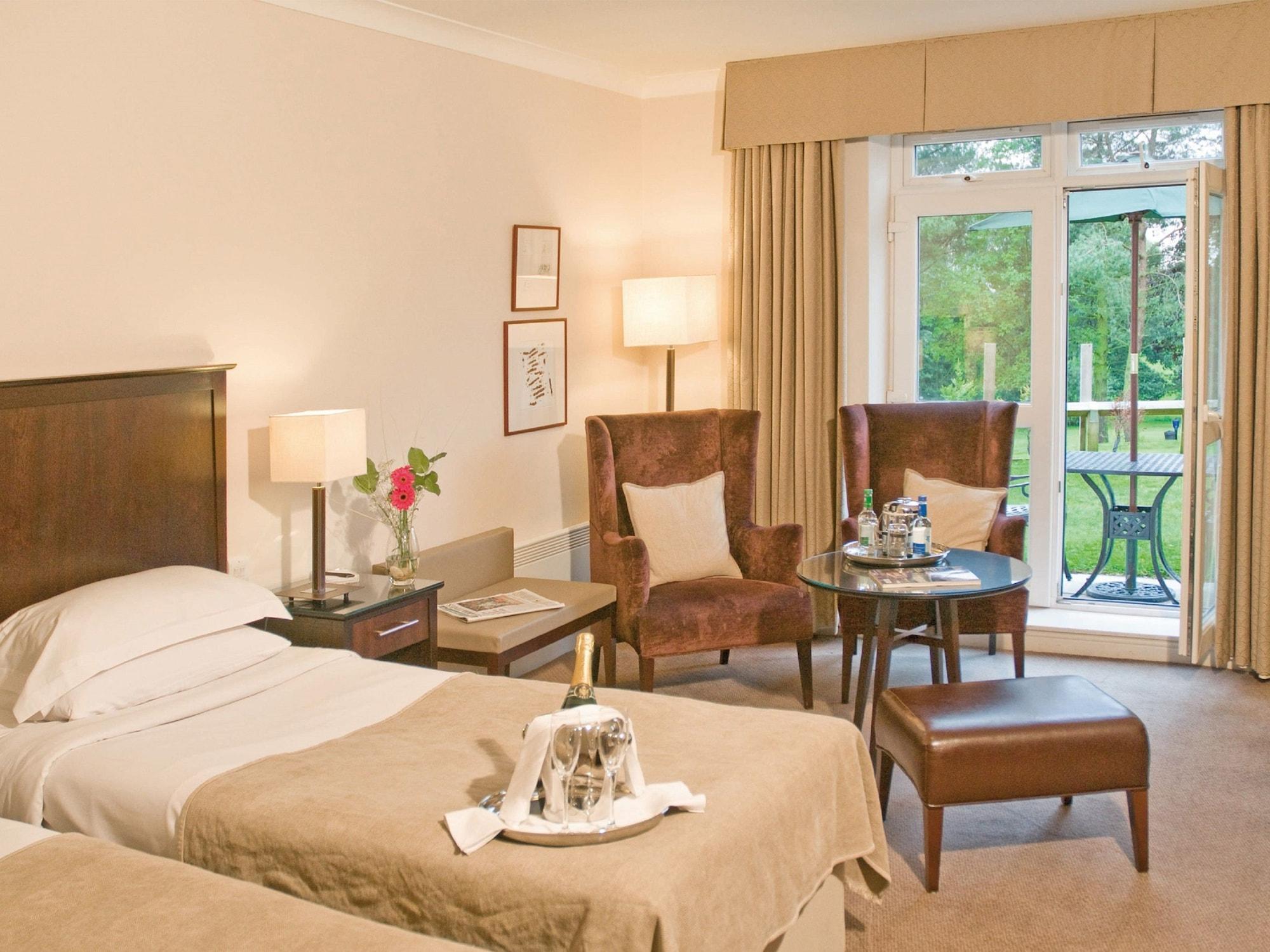 Macdonald Hill Valley Hotel, Spa & Golf Resort Whitchurch  Zewnętrze zdjęcie