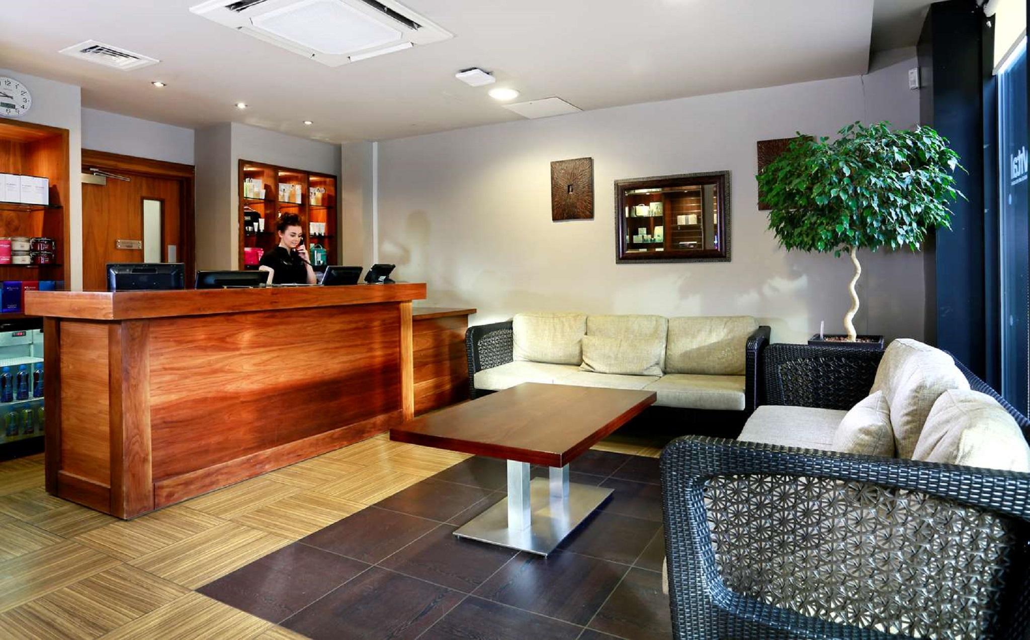 Macdonald Hill Valley Hotel, Spa & Golf Resort Whitchurch  Zewnętrze zdjęcie